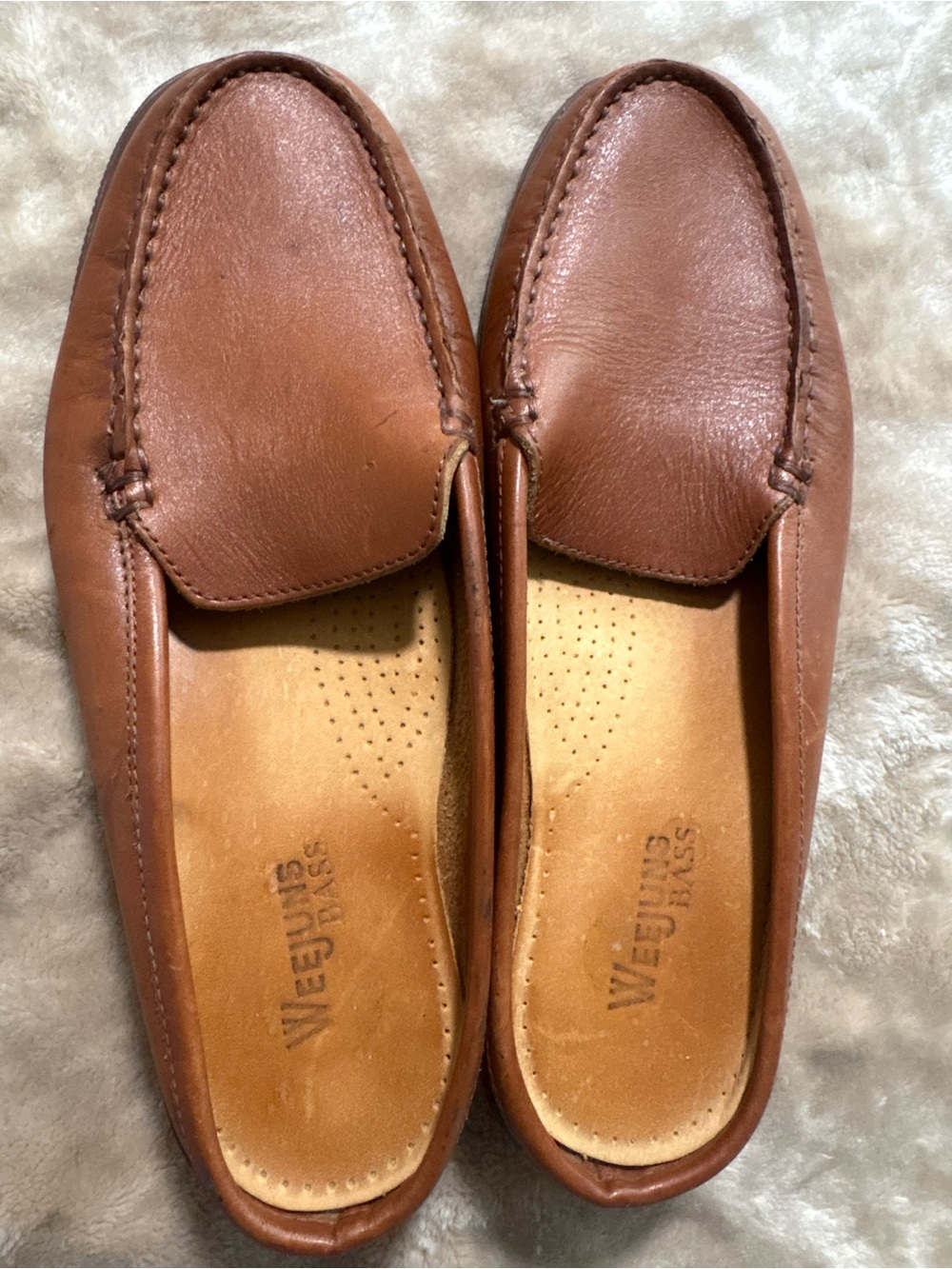 Vintage Weejuns Helen Leather Loafers Sz 6.5 Made in Brazil Dark Academia Preppy